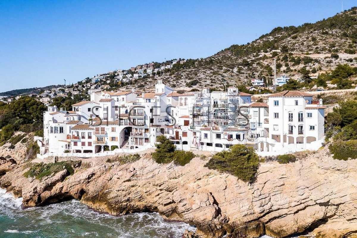 Alojáte en una torre sobre el mar Apartamento Sitges Exterior foto